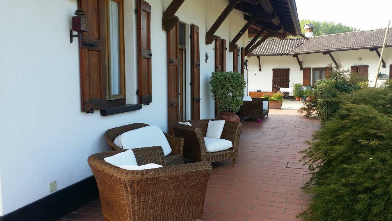 Scuderia 100 Pertiche Vila Villanterio Exterior foto